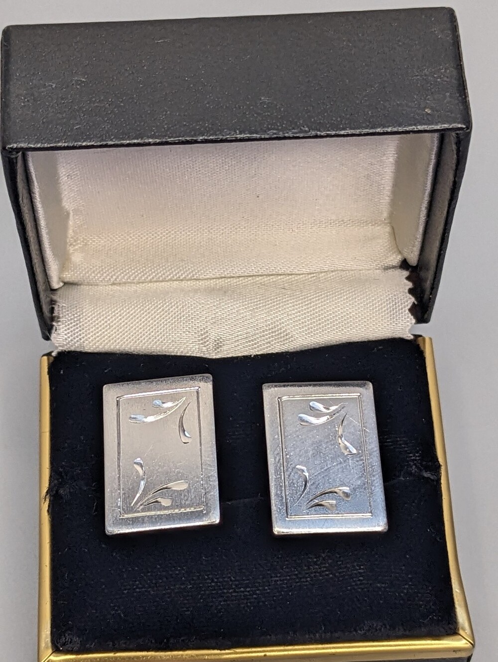 Vintage Silver Tone Engraved Rectangular Cufflinks In Original Box Mid Century
